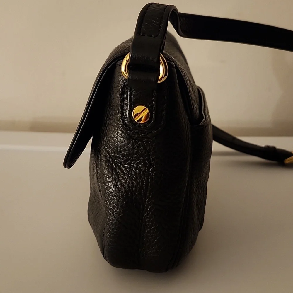 Michael Kors Leather Crossbody w/Free Fossil Cardholder